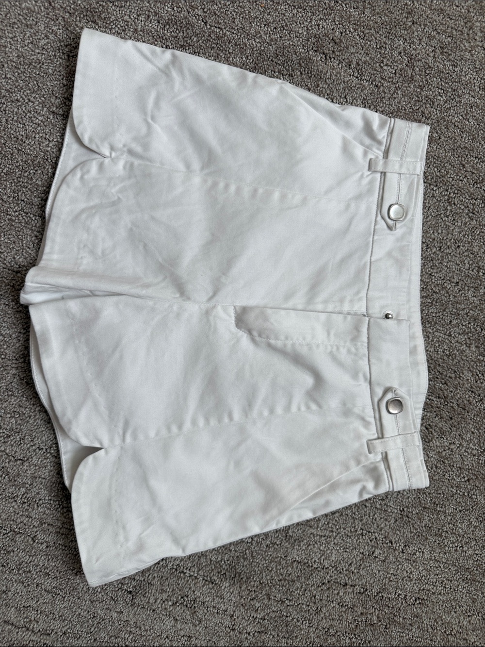 Classic White cotton Scallop Hem Shorts